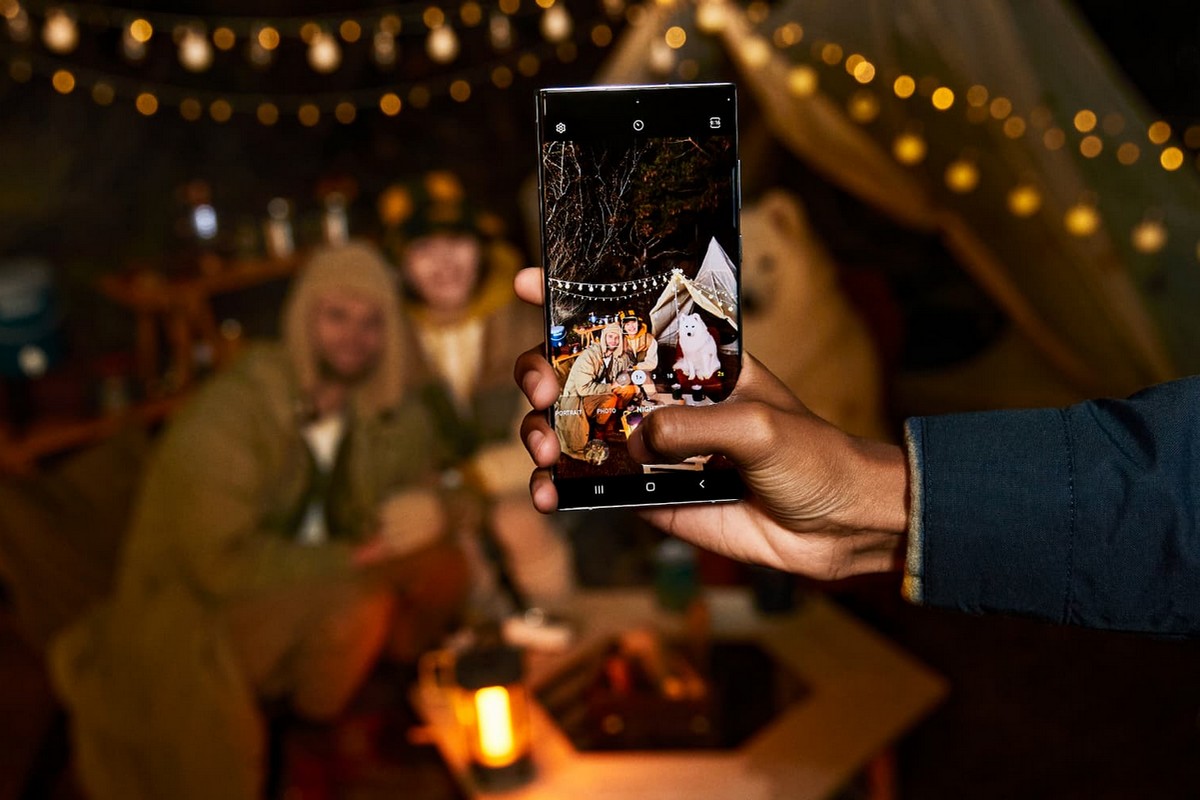 Photo prise de nuit avec smartphone Honor Magic6 Pro, le meilleur de tous